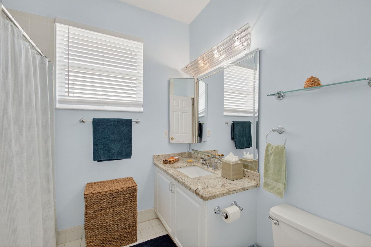 10853 Royal Caribbean Circle, Boynton Beach, FL 33437 Photo