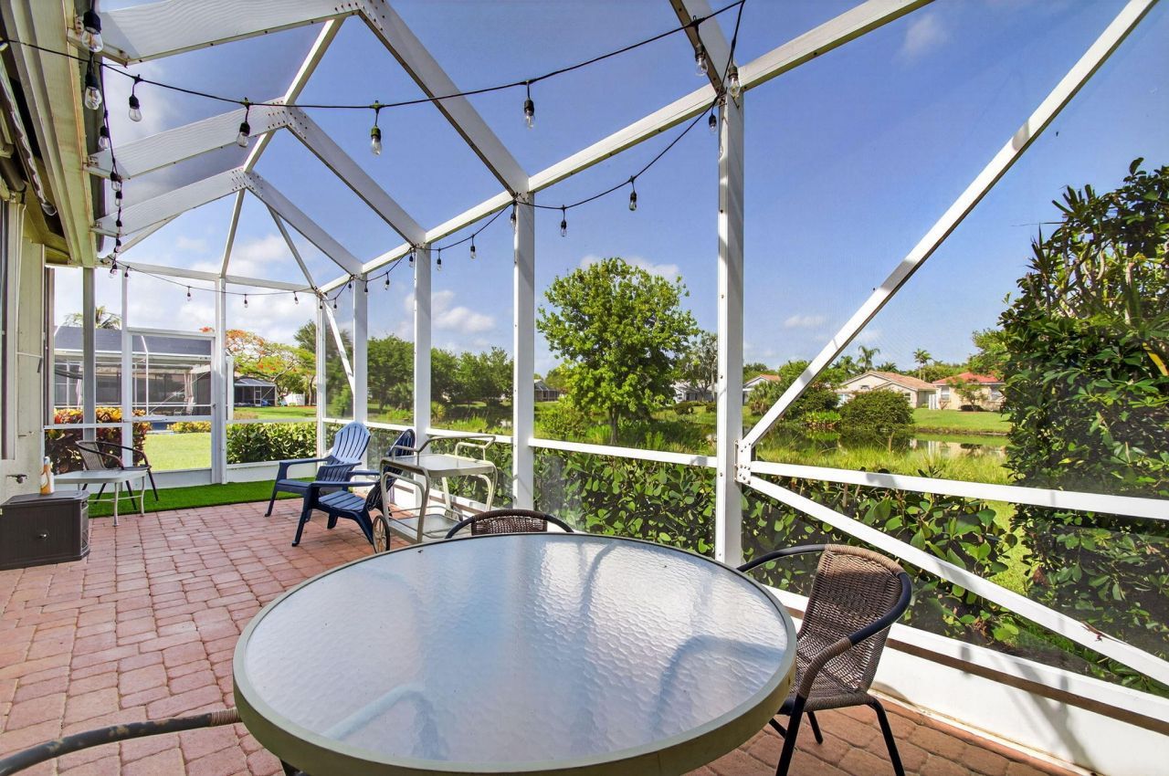 10853 Royal Caribbean Circle, Boynton Beach, FL 33437 Photo