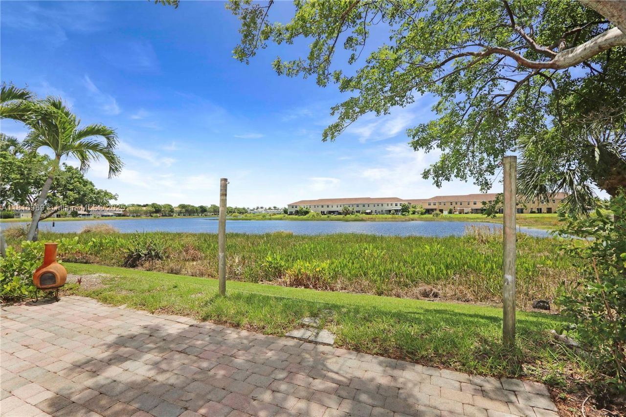 1585 SE 20th Rd, Homestead, FL 33035 Photo