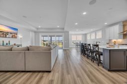 1121 Oxeye St. photo 4