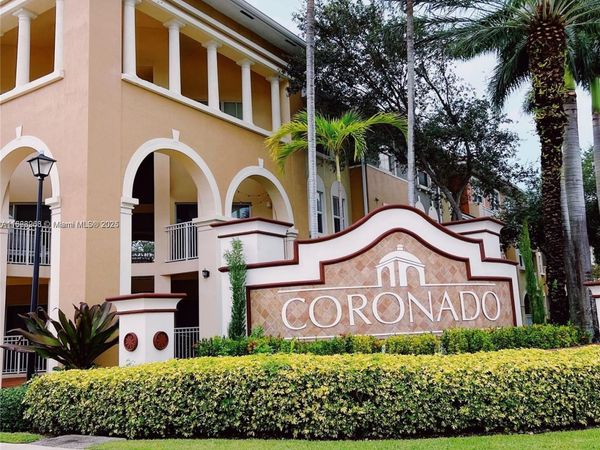 8899 NW 107th Ct, Unit 218, Doral, FL 33178