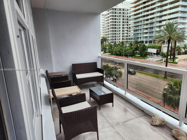 5700 Collins Ave, Unit 4N, Miami Beach, FL 33140