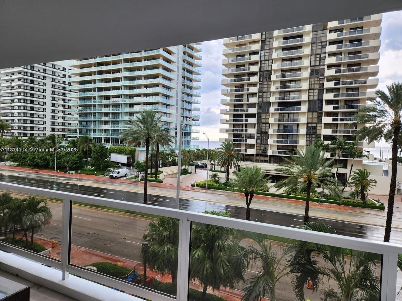 5700 Collins Ave, Unit 4N, Miami Beach, FL 33140 Photo