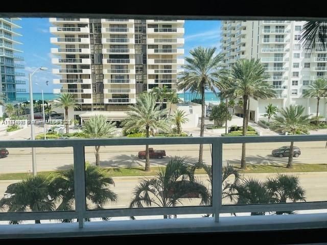 5700 Collins Ave, Unit 4N, Miami Beach, FL 33140 Photo