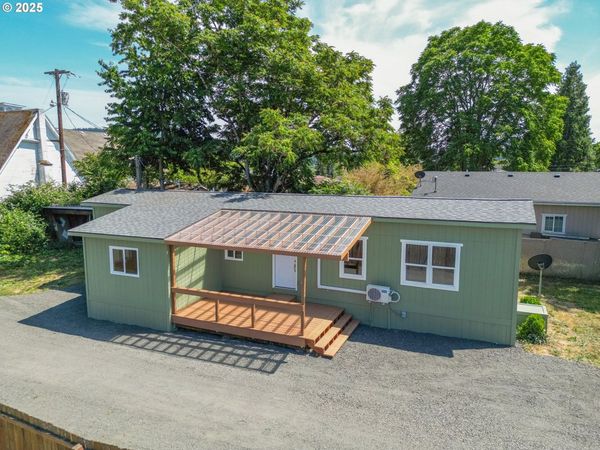 156 CEDAR ST, Yoncalla, OR 97499