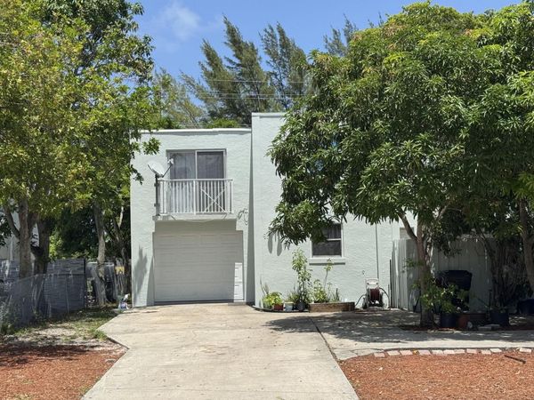 910 N F Street, Lake Worth Beach, FL 33460