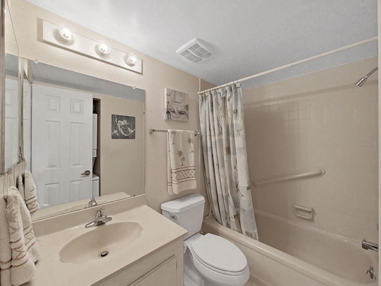 6211 Sun Boulevard, Unit 210, Saint Petersburg, FL 33715 Photo