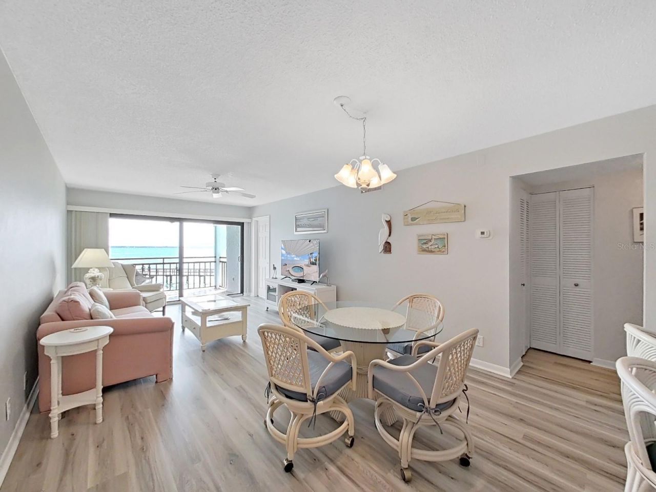 6211 Sun Boulevard, Unit 210, Saint Petersburg, FL 33715 Photo