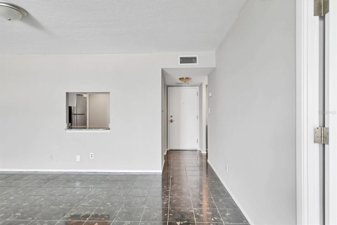 101 S Gulfstream Avenue, Unit 15C, Sarasota, FL 34236 Photo