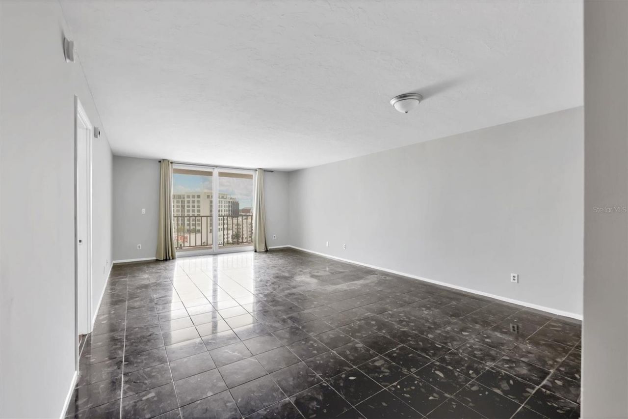 101 S Gulfstream Avenue, Unit 15C, Sarasota, FL 34236 Photo