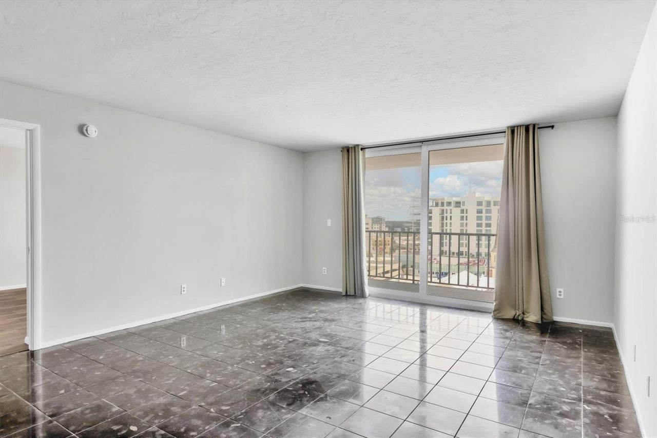 101 S Gulfstream Avenue, Unit 15C, Sarasota, FL 34236 Photo