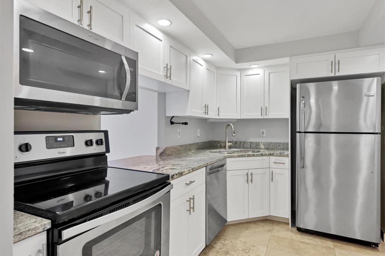 101 S Gulfstream Avenue, Unit 15C, Sarasota, FL 34236 Photo