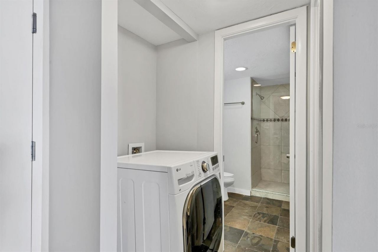 101 S Gulfstream Avenue, Unit 15C, Sarasota, FL 34236 Photo