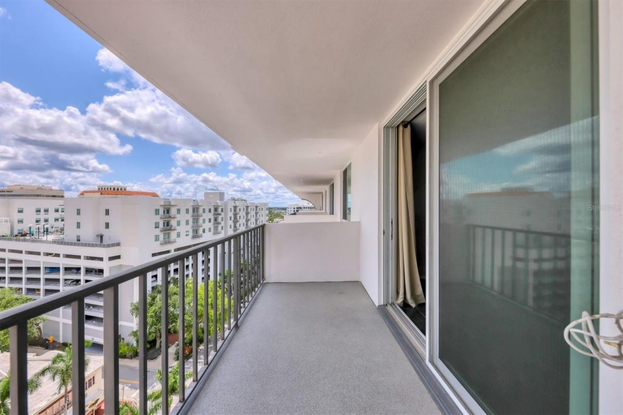 101 S Gulfstream Avenue, Unit 15C, Sarasota, FL 34236 Photo