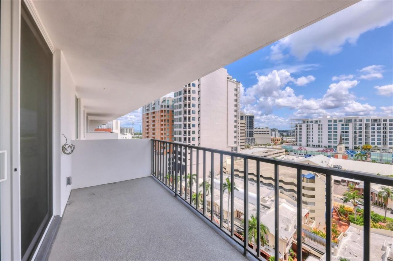 101 S Gulfstream Avenue, Unit 15C, Sarasota, FL 34236 Photo