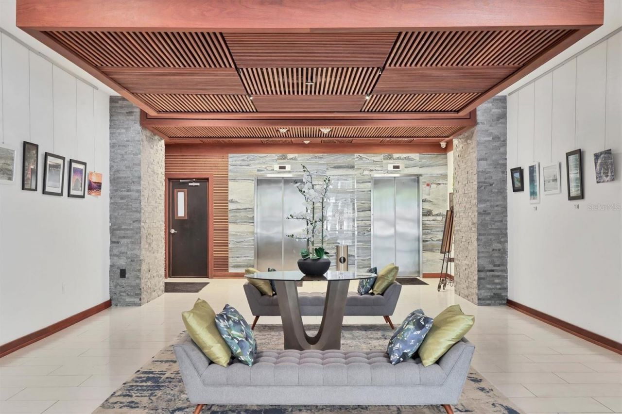 101 S Gulfstream Avenue, Unit 15C, Sarasota, FL 34236 Photo