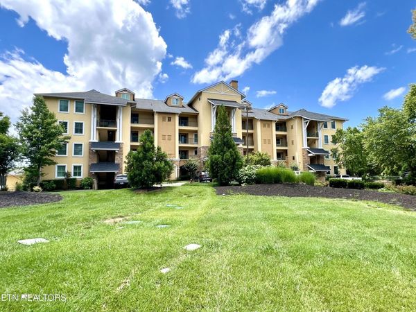 1283 Highway 139, Dandridge, TN 37725