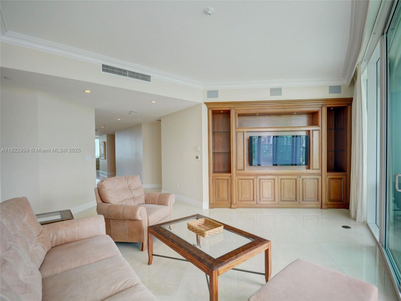 20155 NE 38th Ct, Unit 2201, Aventura, FL 33180 Photo