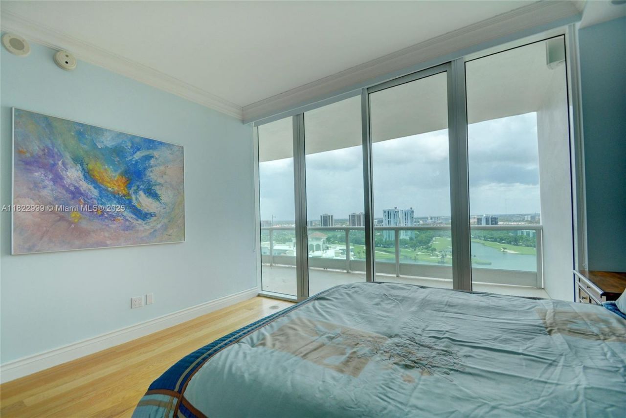 20155 NE 38th Ct, Unit 2201, Aventura, FL 33180 Photo