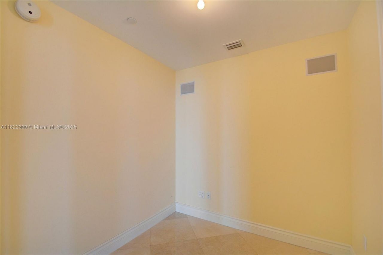 20155 NE 38th Ct, Unit 2201, Aventura, FL 33180 Photo