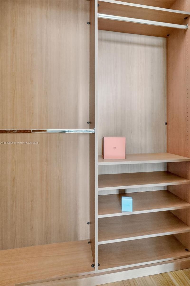 20155 NE 38th Ct, Unit 2201, Aventura, FL 33180 Photo