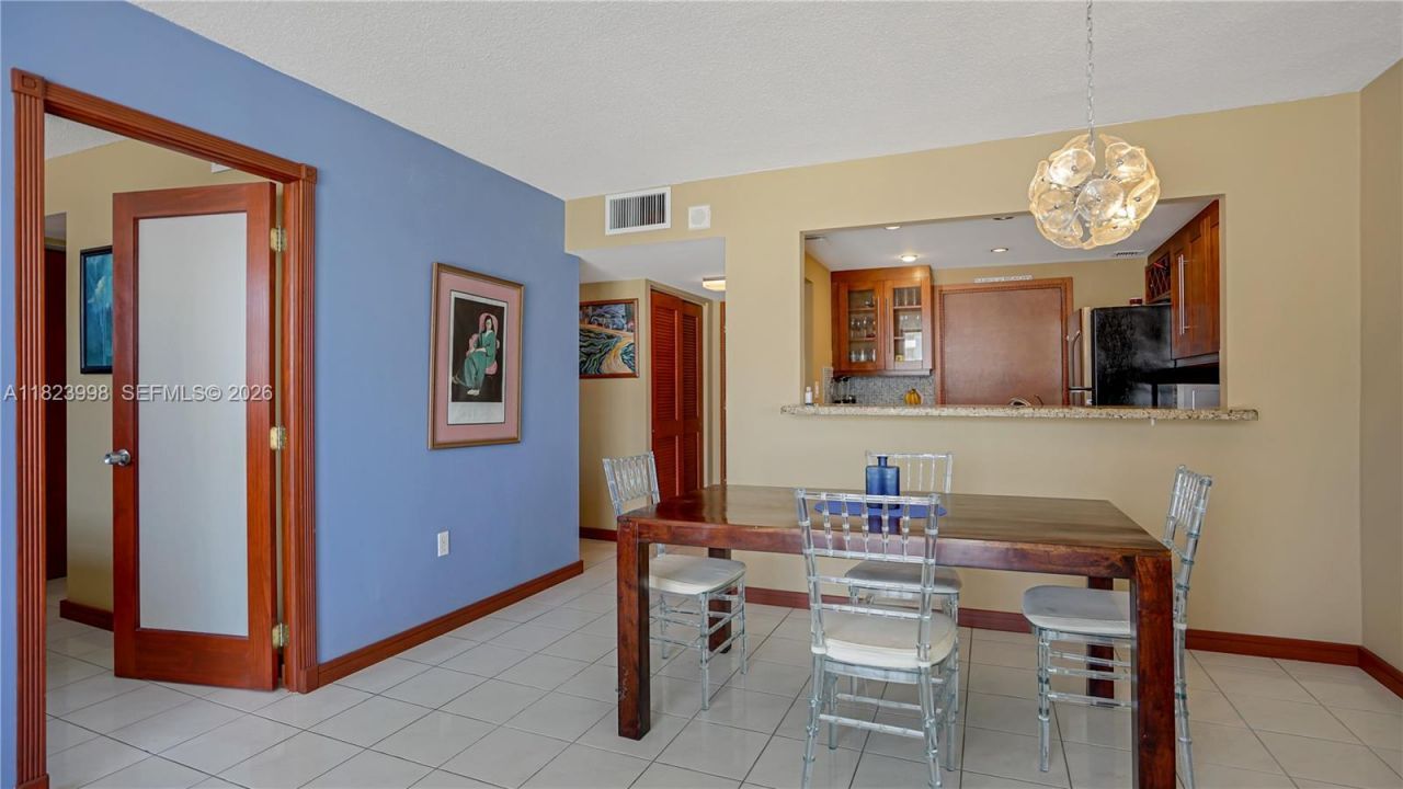 401 Ocean Dr, Unit 722, Miami Beach, FL 33139 Photo