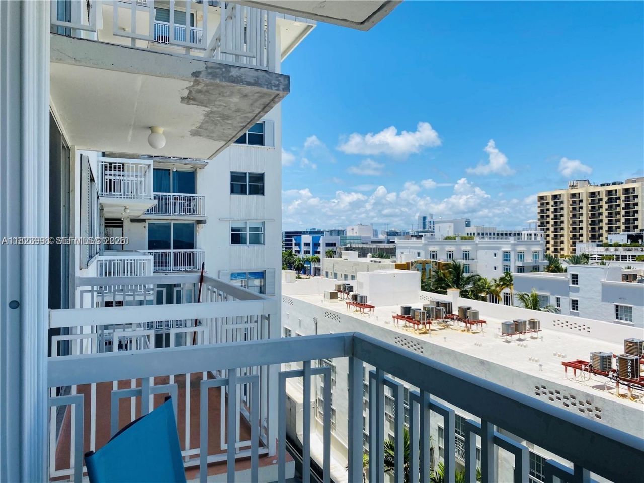 401 Ocean Dr, Unit 722, Miami Beach, FL 33139 Photo