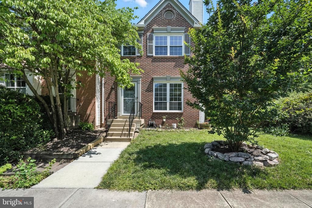 732 Balls Bluff Road Ne, Leesburg, VA 20176 Main Photo