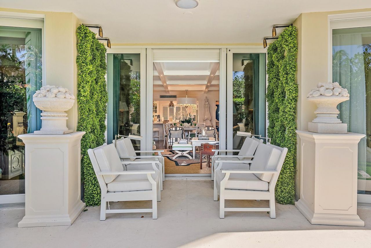 100 Royal Palm Way, Unit F1, Palm Beach, FL 33480 Photo