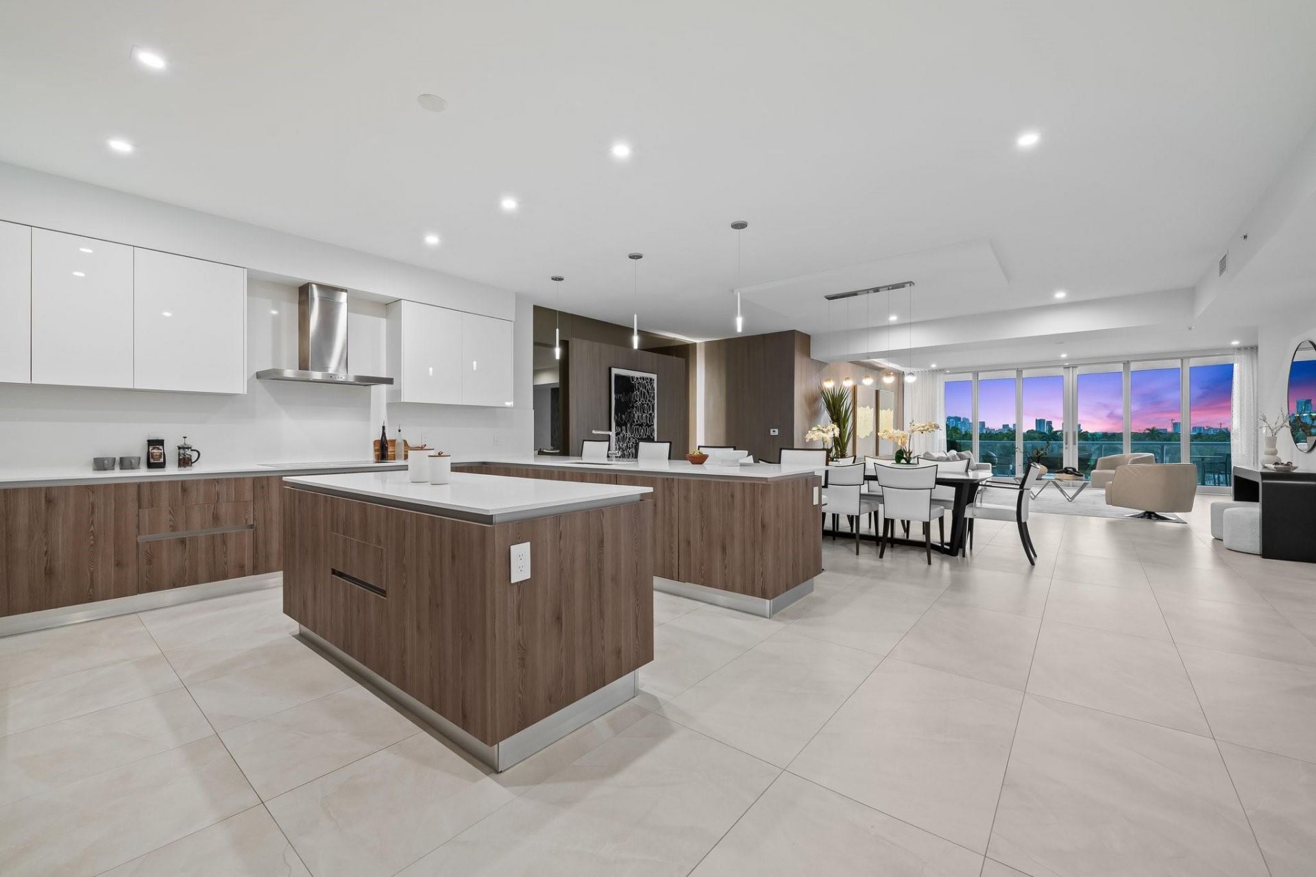 321 N Birch Rd, Unit 502, Fort Lauderdale, FL 33304 Main Photo