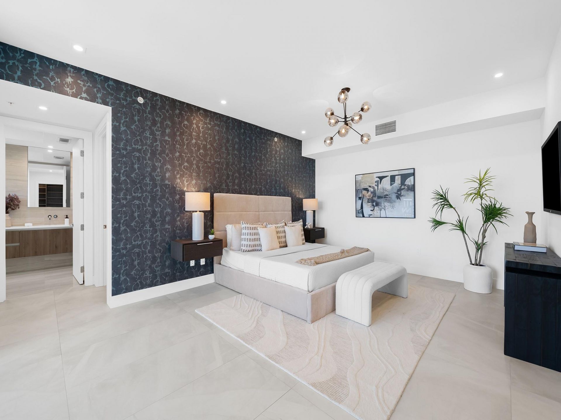 321 N Birch Road, Unit 502, Fort Lauderdale, FL 33304 Photo