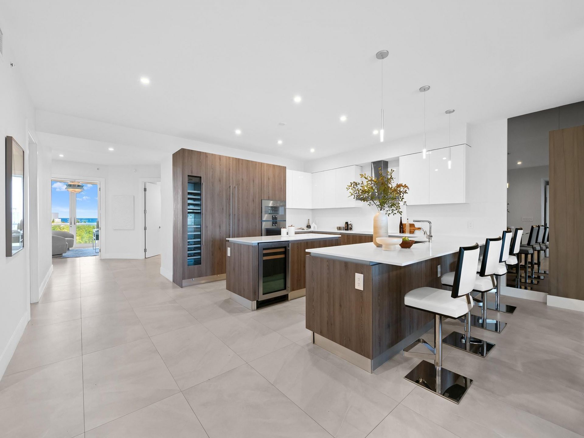 321 N Birch Road, Unit 502, Fort Lauderdale, FL 33304 Photo