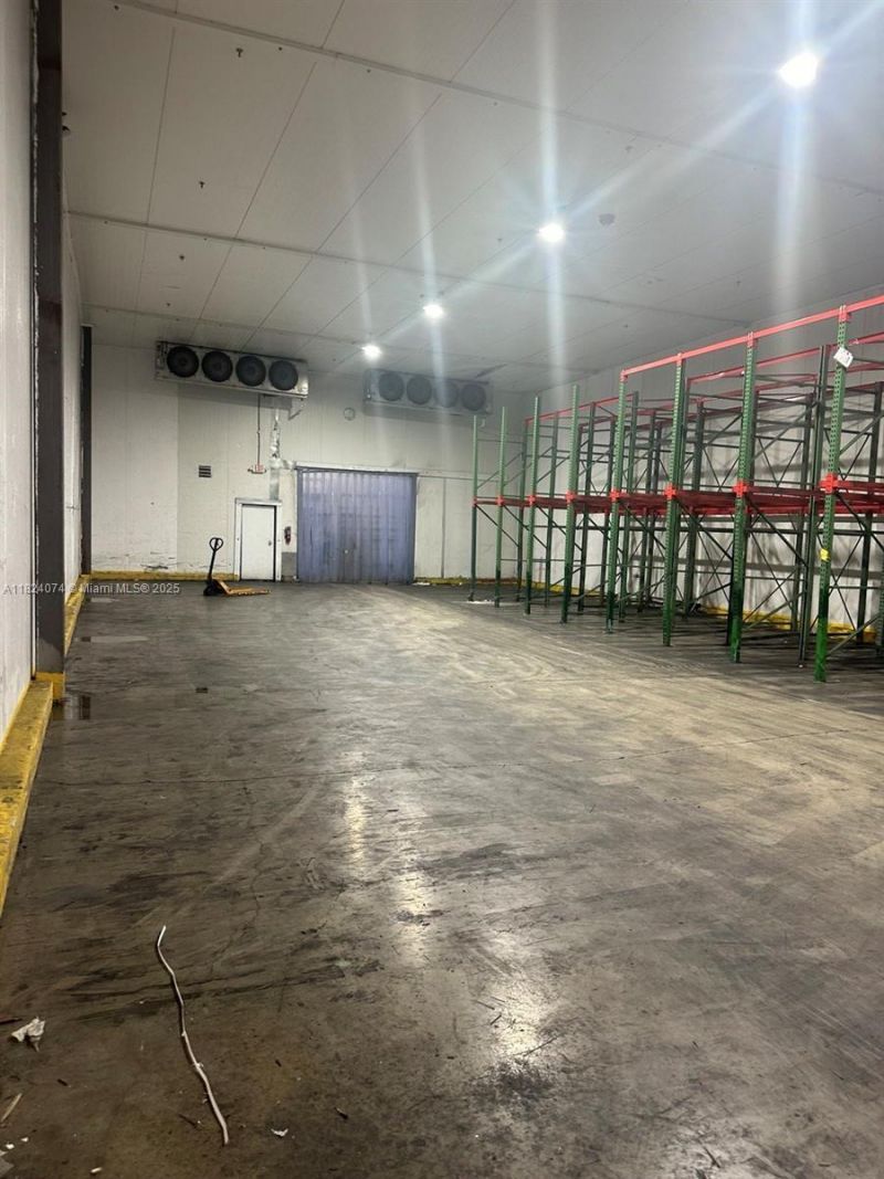 9667 NW 33rd St, Doral, FL 33172 Photo