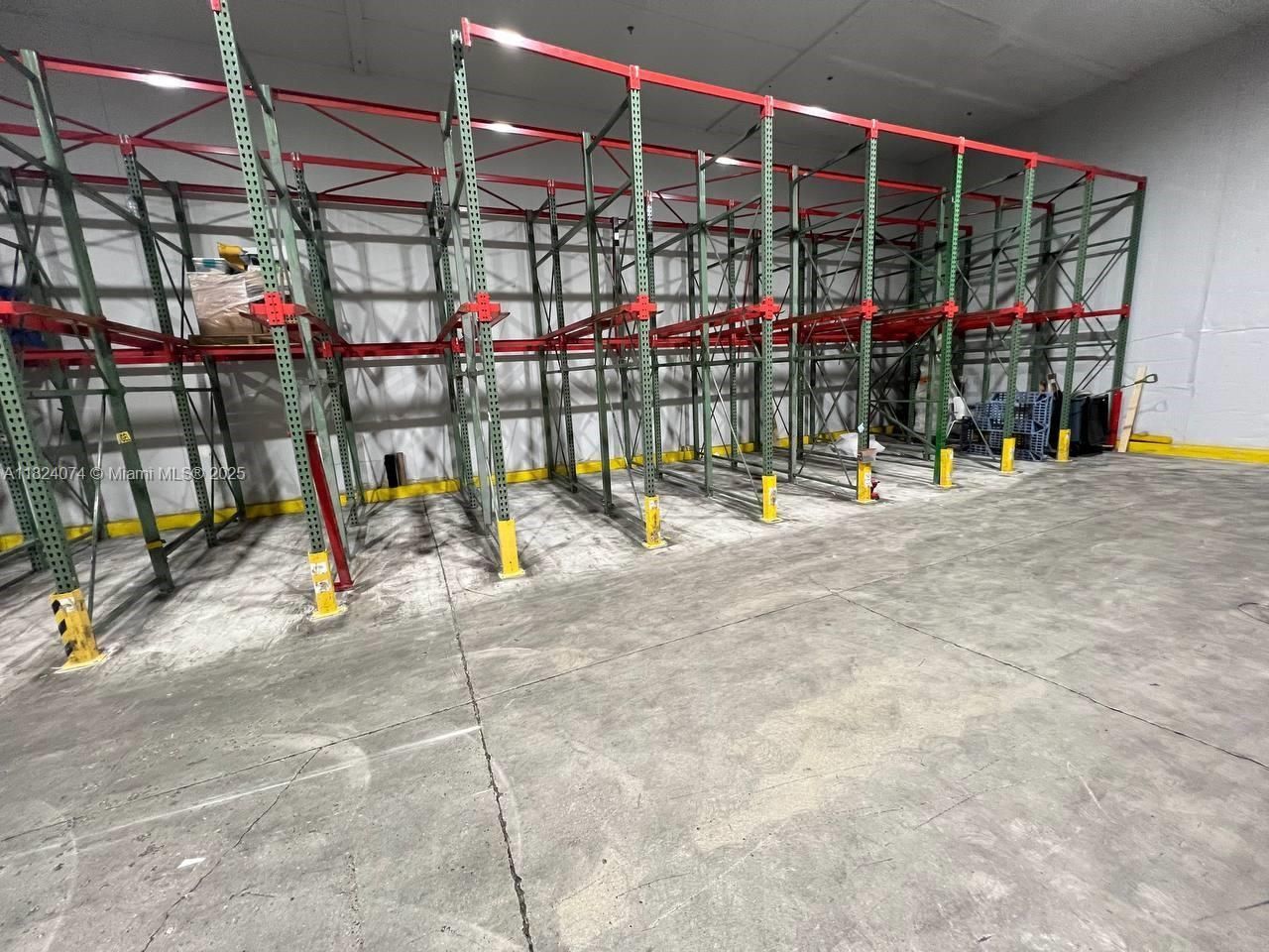 9667 NW 33rd St, Doral, FL 33172 Photo