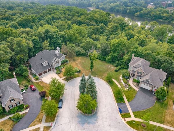 Lot 31 Fox Run Drive, Geneva, IL 60134