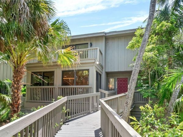 1347 LANDINGS DRIVE, Unit 6, SARASOTA, FL 34231