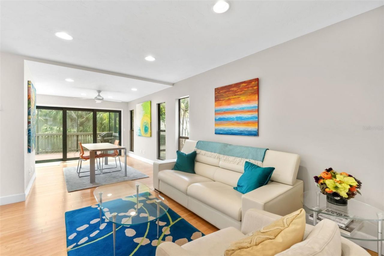 1347 Landings Drive, Unit 6, Sarasota, FL 34231 Photo