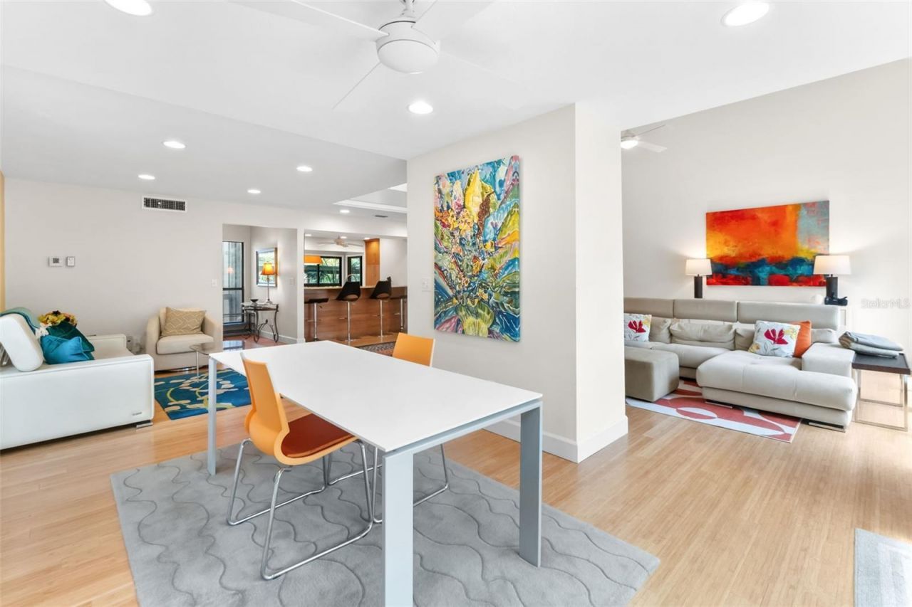 1347 Landings Drive, Unit 6, Sarasota, FL 34231 Photo