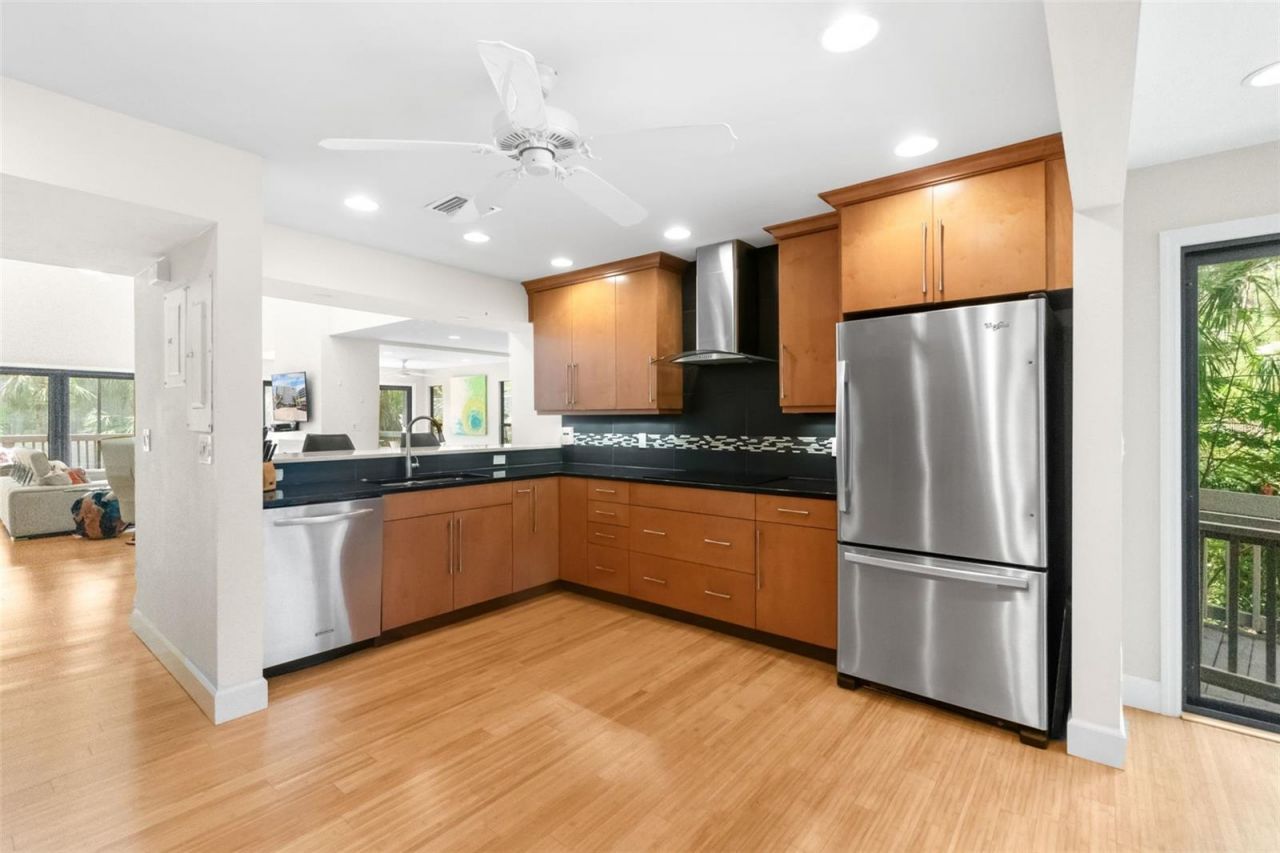 1347 Landings Drive, Unit 6, Sarasota, FL 34231 Photo