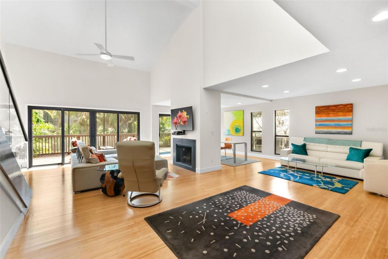 1347 Landings Drive, Unit 6, Sarasota, FL 34231 Photo