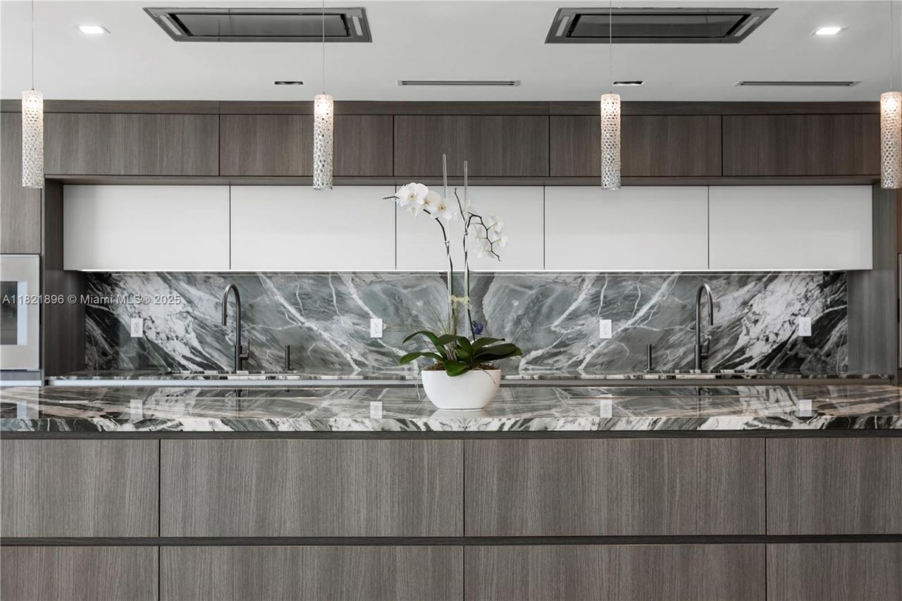 6000 Island Blvd, Unit PH7, Aventura, FL 33160 Photo