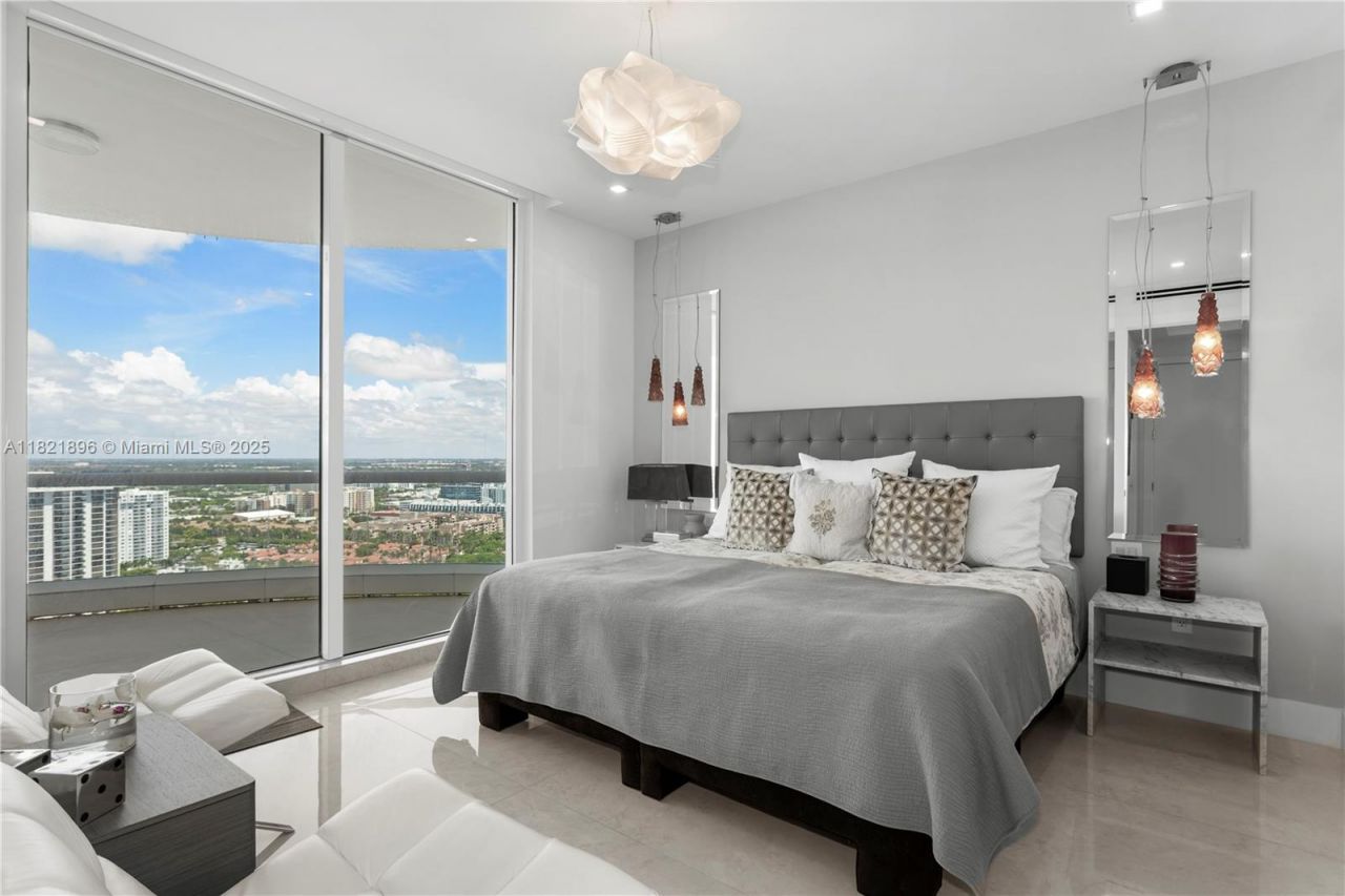 6000 Island Blvd, Unit PH7, Aventura, FL 33160 Photo