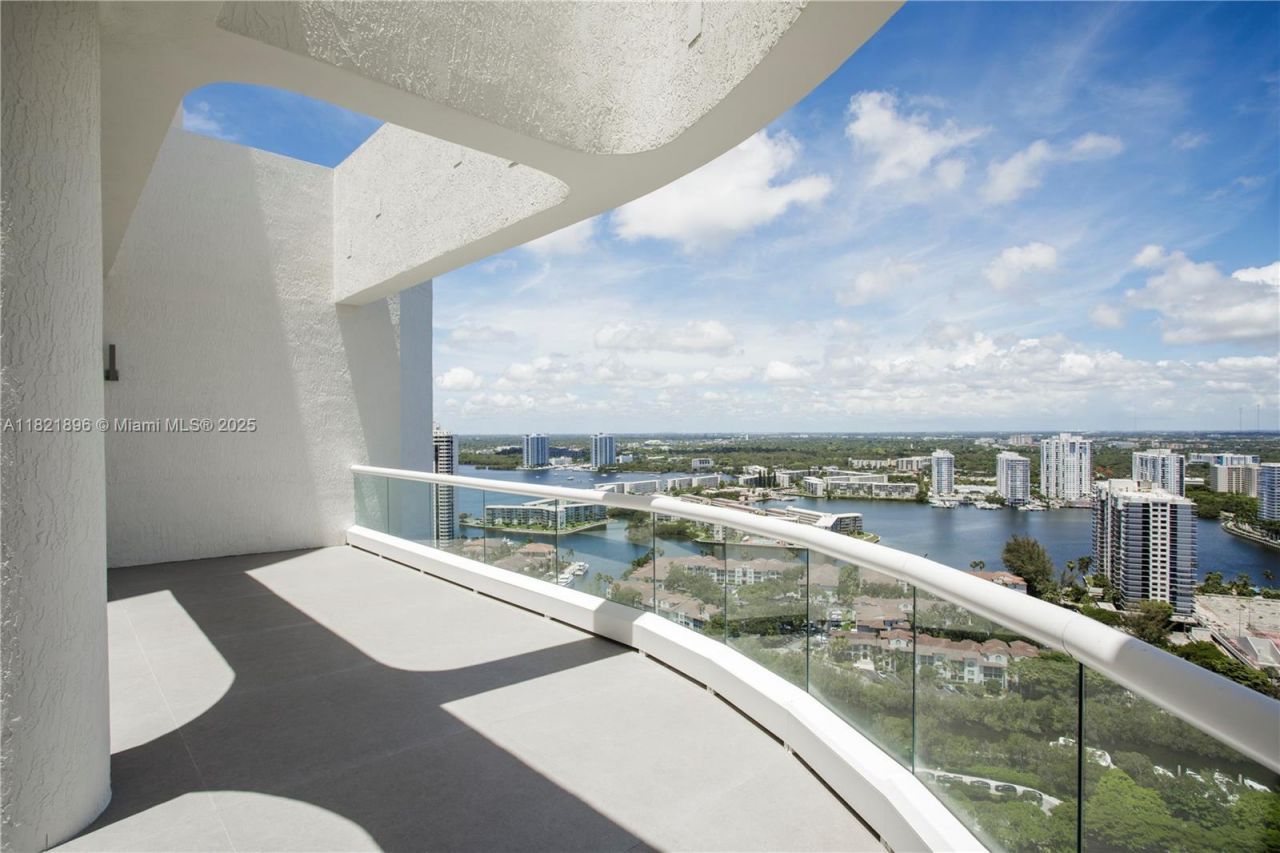 6000 Island Blvd, Unit PH7, Aventura, FL 33160 Photo