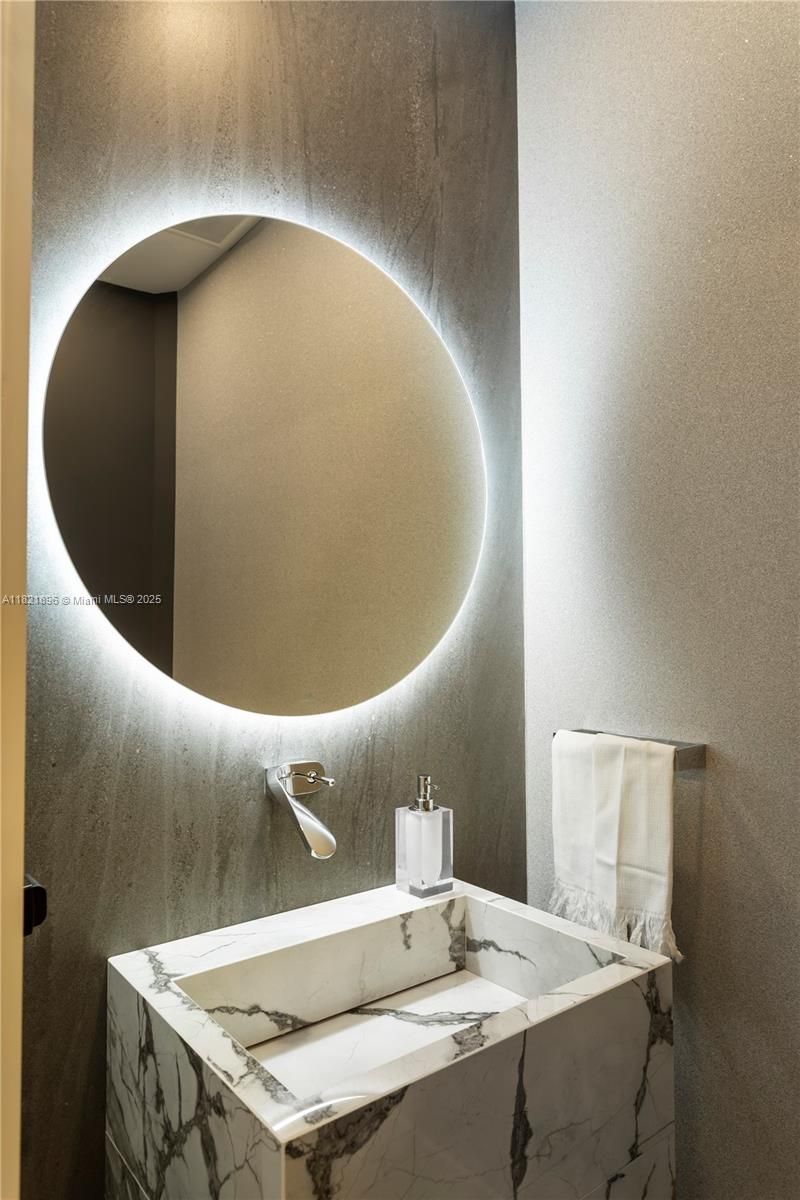 6000 Island Blvd, Unit PH7, Aventura, FL 33160 Photo