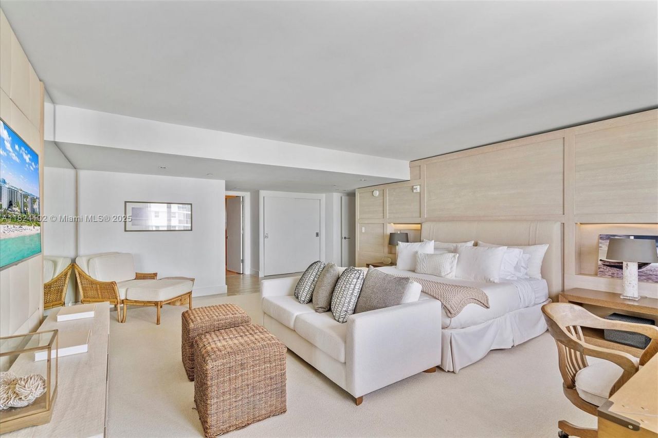 102 24th St, Unit 1415, Miami Beach, FL 33139 Photo