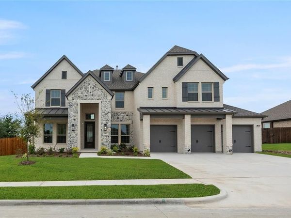 503 Curtiss, Fate, TX 75087