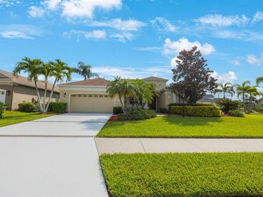 7615 CHARLESTON STREET, BRADENTON, FL 34201