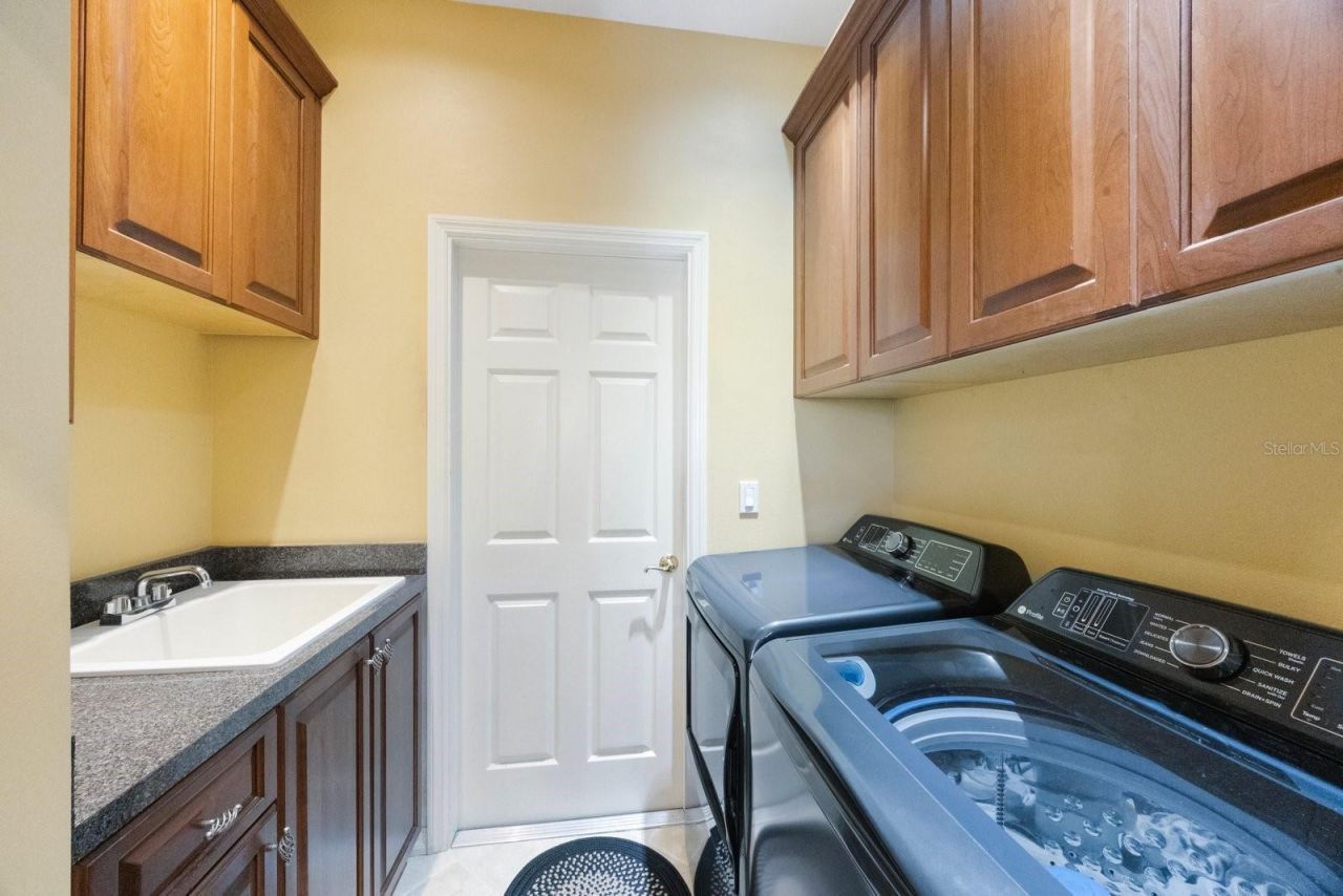 7615 Charleston Street, Bradenton, FL 34201 Photo