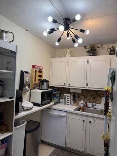 3000 Springdale Boulevard, Unit V204, Palm Springs, FL 33461 Photo