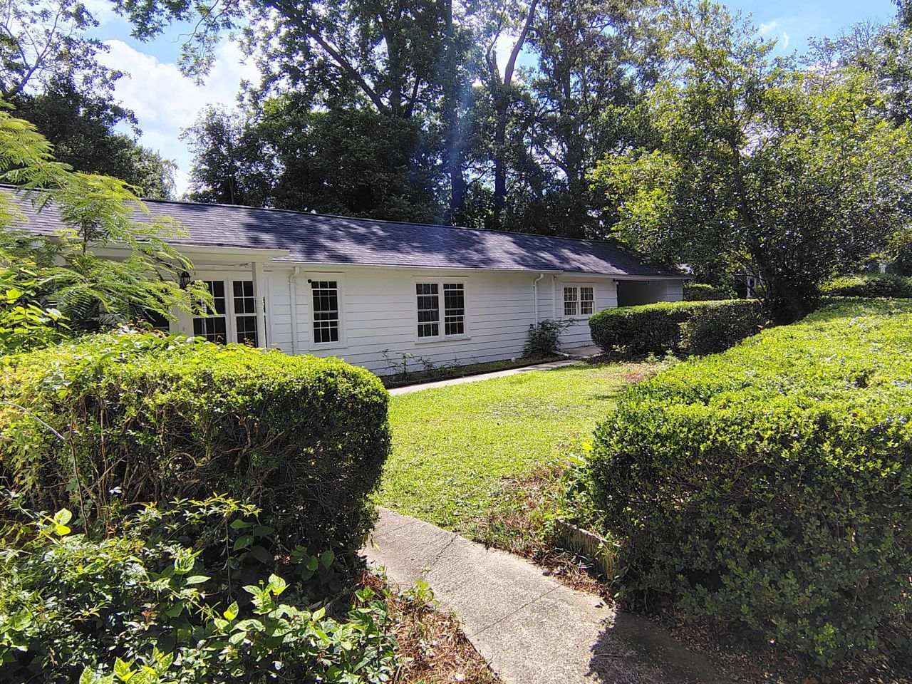 406 Thames Street Photo 17